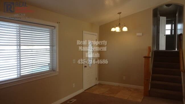 Photo - 5 Bedroom 3 Bathroom Home