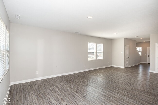 Photo - 2519 Dixon Crk Dr