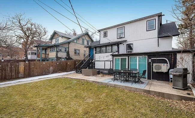 Photo - 920 14th St