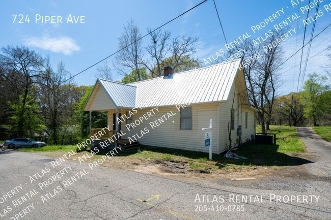 Photo - 724 Piper Ave