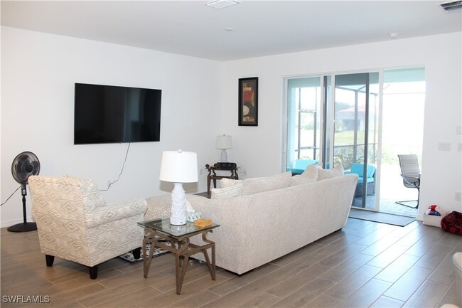 Photo - 2261 Avocado Ln