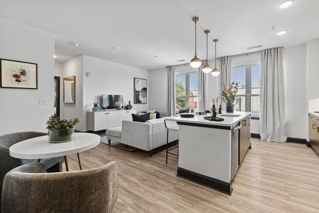 Axis Midtown