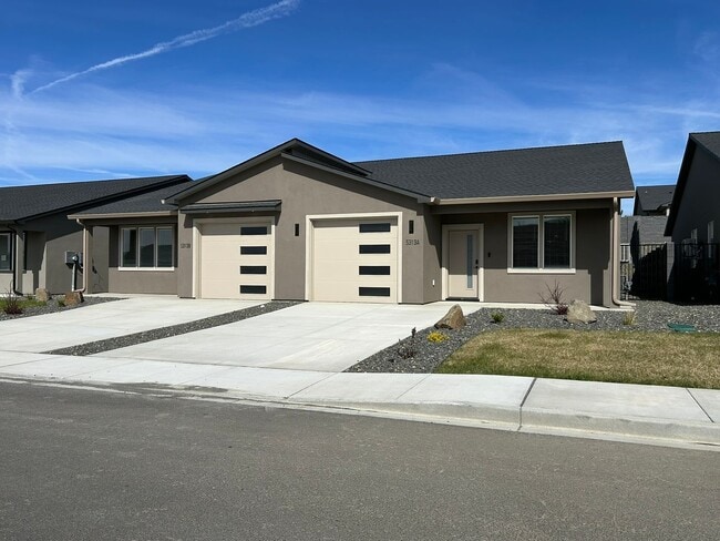 Building Photo - 5313 W Jay St