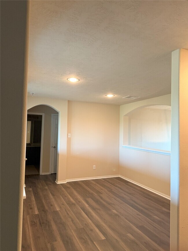 Photo - 22434 Albee Dr