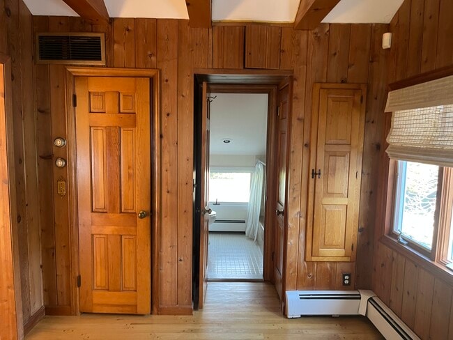 Photo - 16 S Beach Rd Unit Studio Apartment