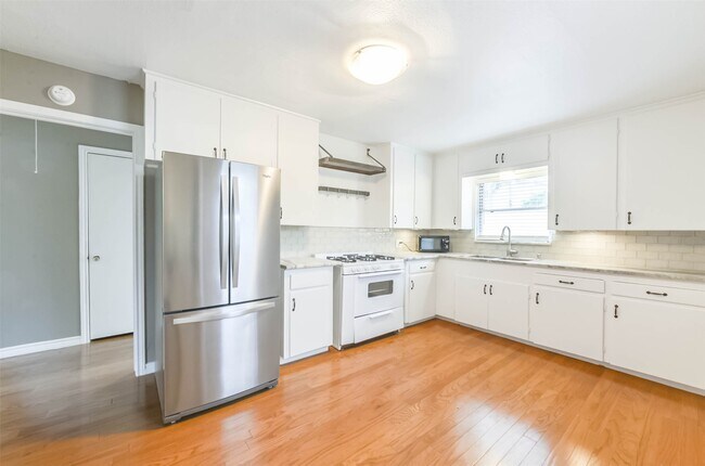 Photo - 4615 Braeburn Dr