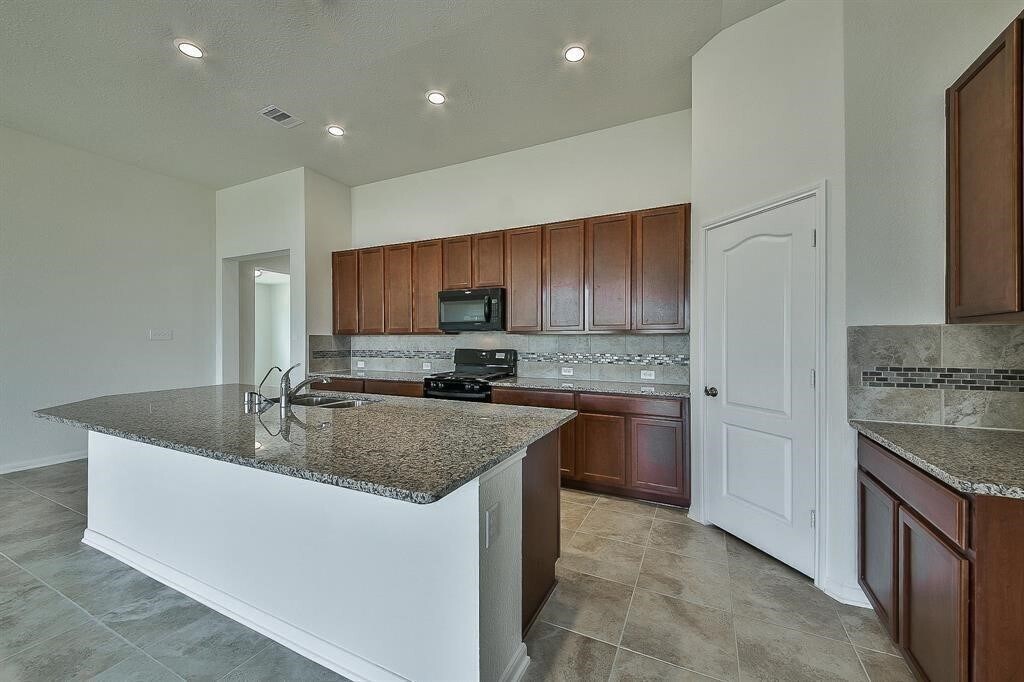 Photo - 28330 Buffalo Fork Ln