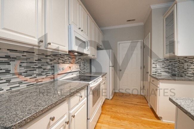 Photo - 3 Bedroom / 2.5 Bath in South Durham Neighborhood!