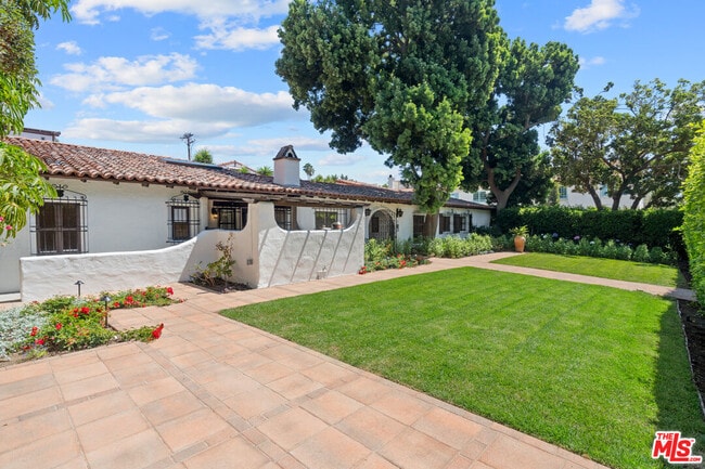 Photo - 1302 N Harper Ave