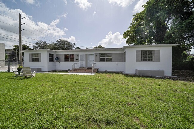 Photo - 1260 NW 58th St Unit 1262 NW 58th Street