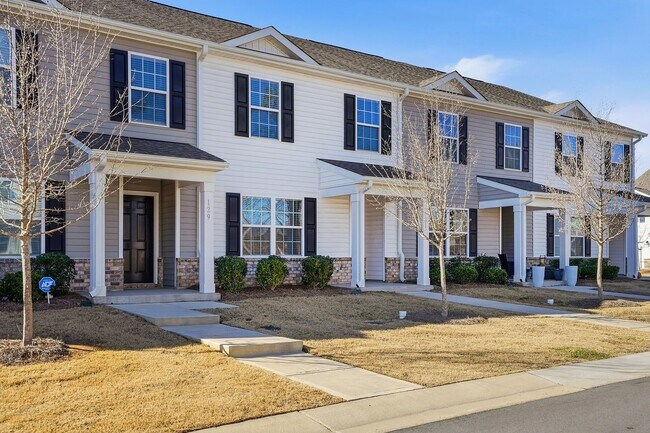 Photo - Available now!!! $500.00 off FIRST MONTH'S RENT!