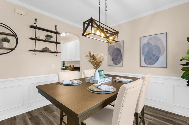 Photo - 9406 Ayscough Rd