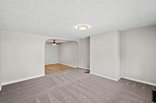 Photo - Gorgeous 3 bedroom home in Verona available September 1!