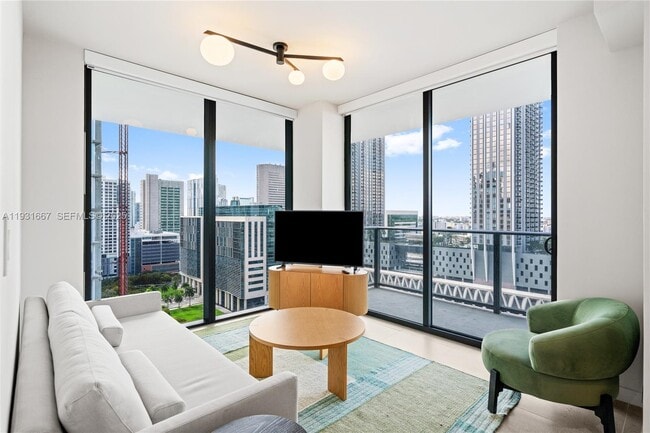 Building Photo - 11 NE 6th St Unit 2101