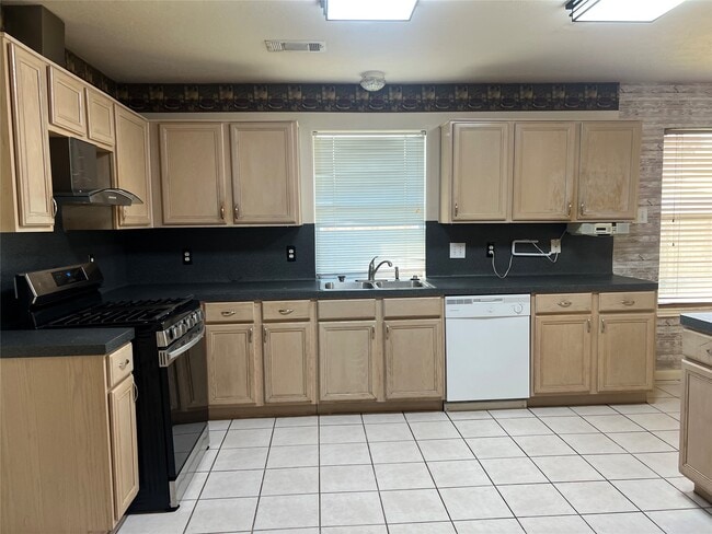 Photo - 6903 Kettlemar Dr