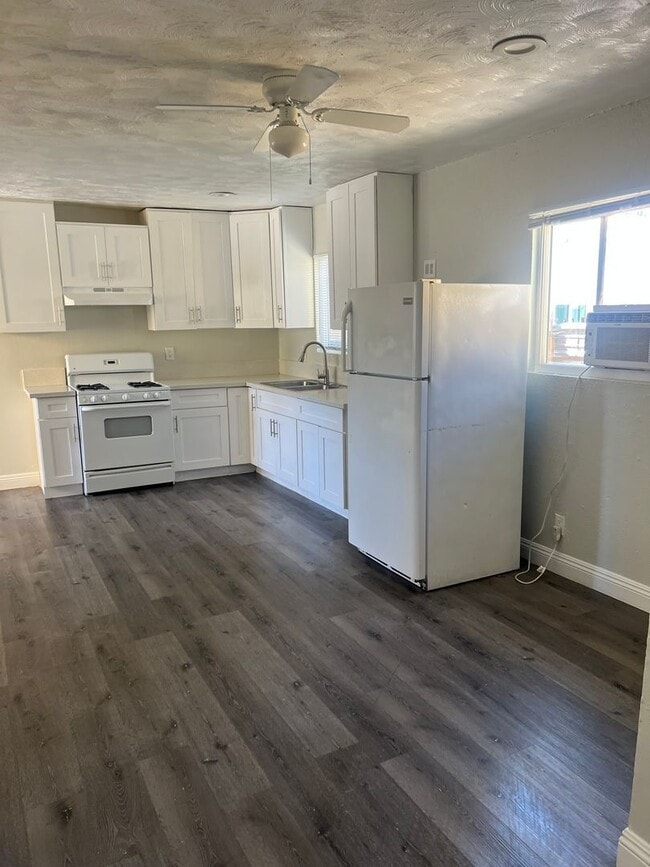 Photo - 3119 W 63rd St Unit 2a
