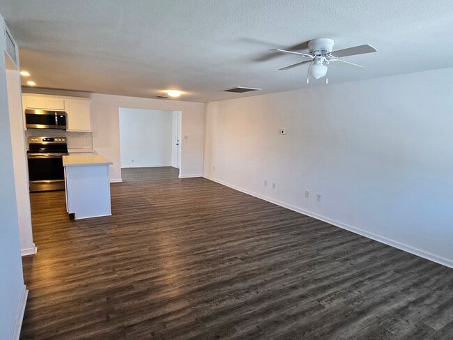 Photo - 3-bedroom by New Re-developed Paradise Val...