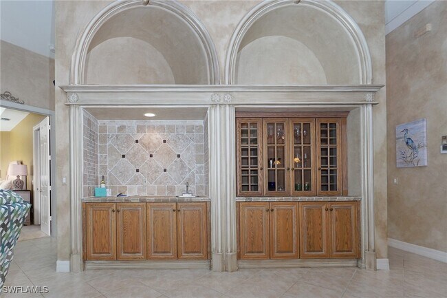 Photo - 4248 Kensington High St