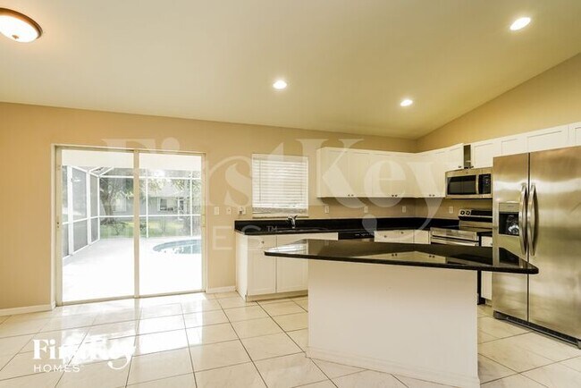 Photo - 2709 SW 4th Ave