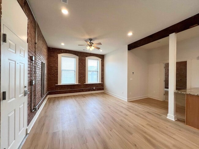 Photo - 517 Gillis St Unit 201