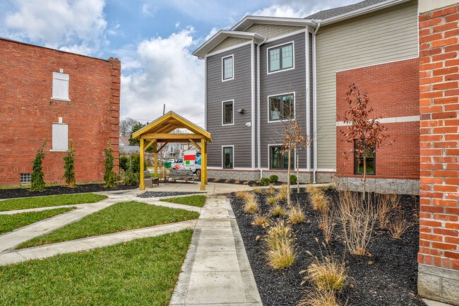Fairwood Commons