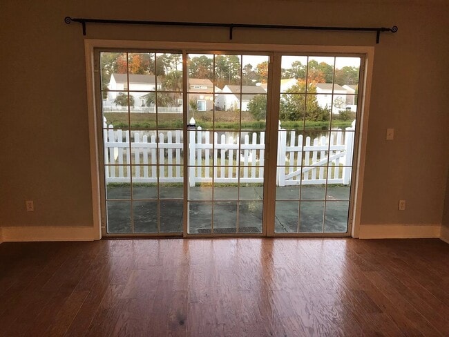 Photo - 698 Pepperbush Dr