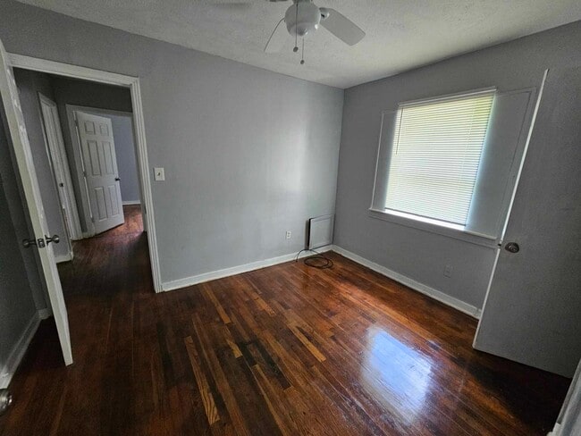 Photo - 4567 Meadowmont Dr