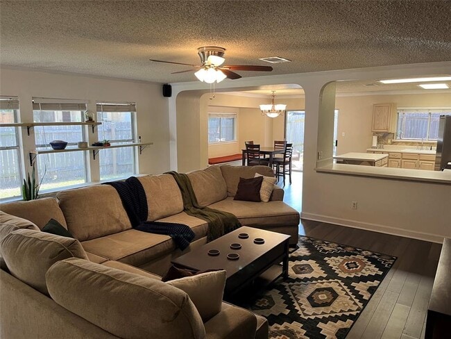 Photo - 17737 Kessler Dr