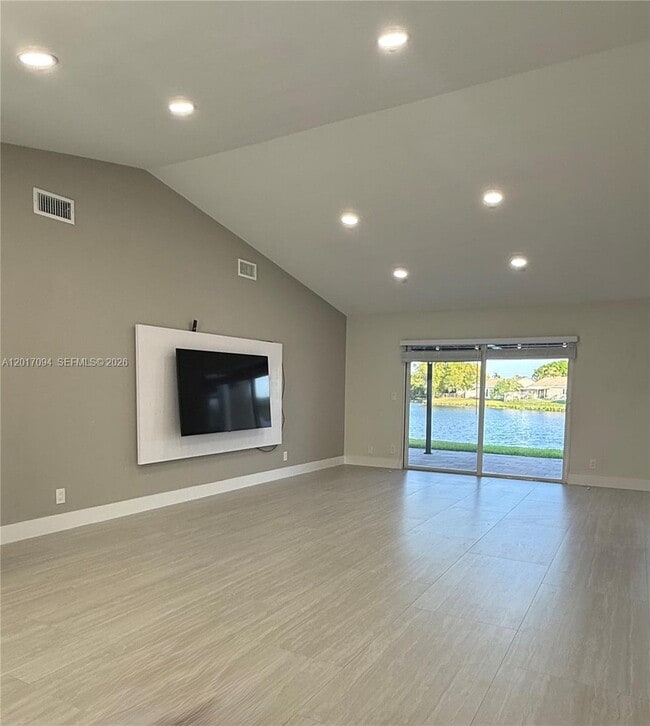 Photo - 18818 Cloud Lake Cir
