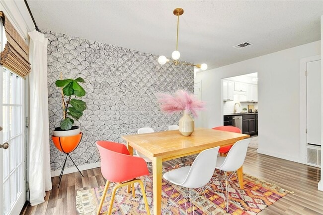 11010 Prairie Dove Cir