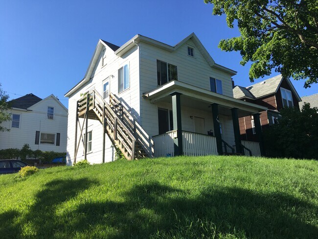 Duplex- View - 103 E 8th Street - 103 E 8th St Unit 1