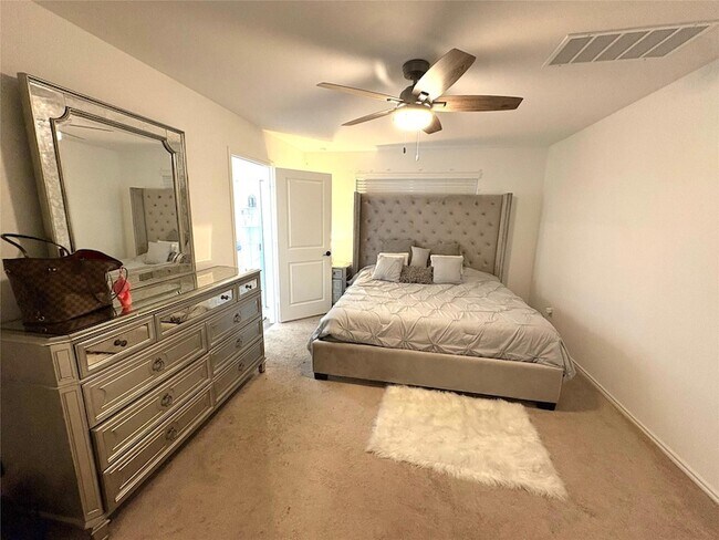 Photo - 322 Canley Lp Casa