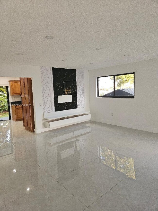 Photo - 20543 SW 92nd Ave