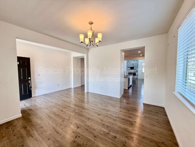 Photo - 12292 Jasper Street