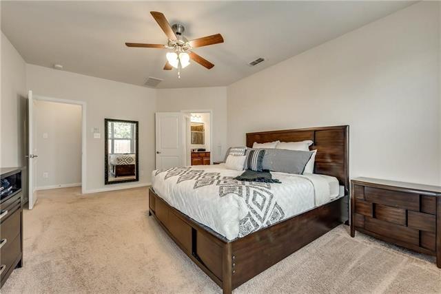 Photo - 1300 Poplar Dr