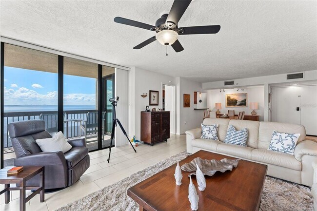 Photo - 2413 Bayshore Blvd Unit 805