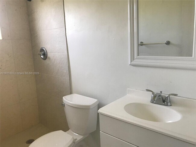 Photo - 2450 NE 188th St Unit 2452