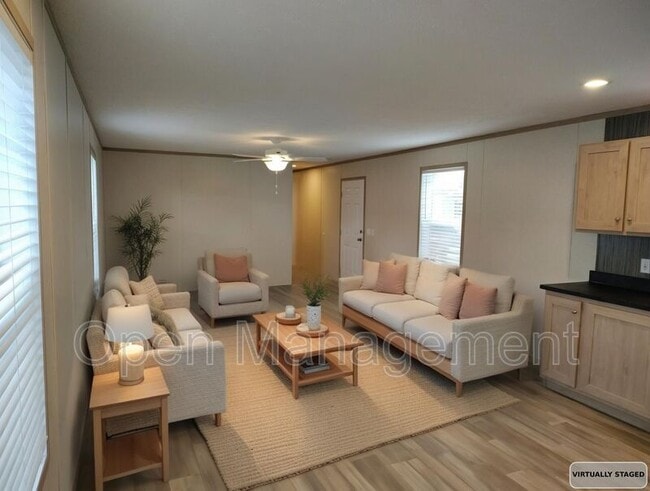 Photo - 24 Erin Ln