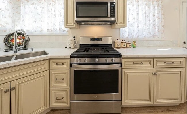 Photo - 7706 Patuxent Oak Ct