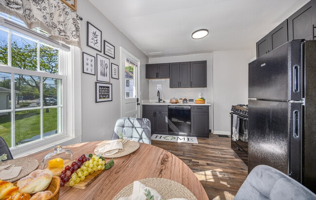 Photo - Eden of Whitehall