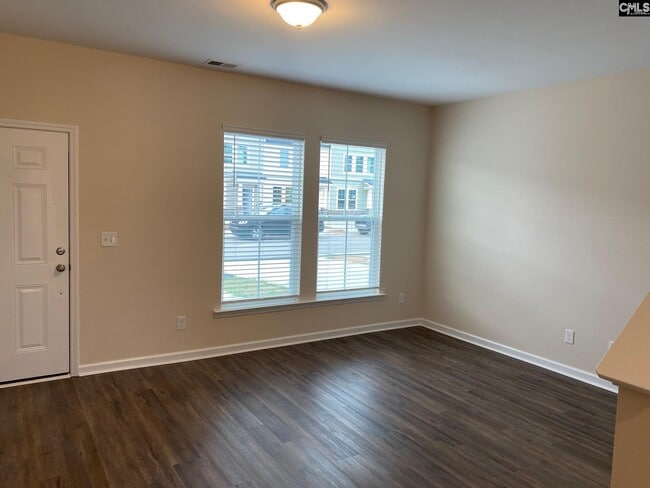 Photo - 421 Sharptail Dr