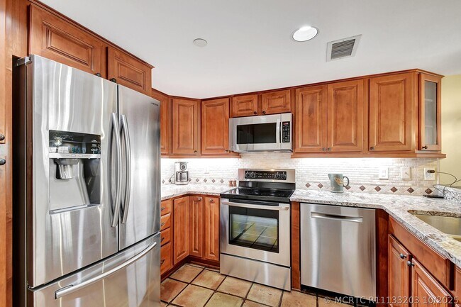 Photo - 318 Oak Harbour Dr Unit 318