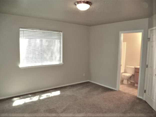 Photo - 11549 Roanoke Dr