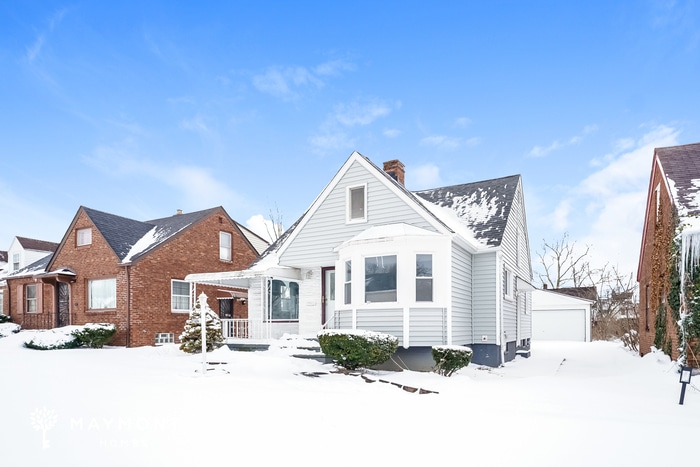 Photo - 15804 Throckley Ave