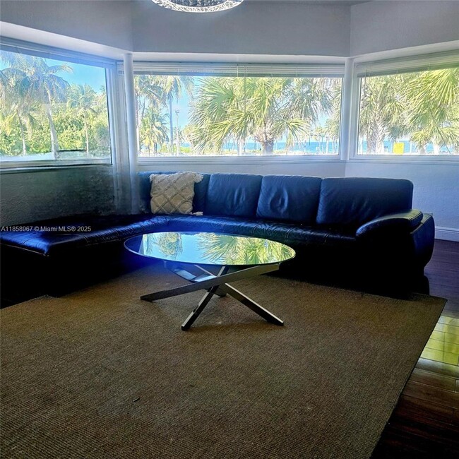 Photo - 3116 E Sunrise Blvd Unidad 935