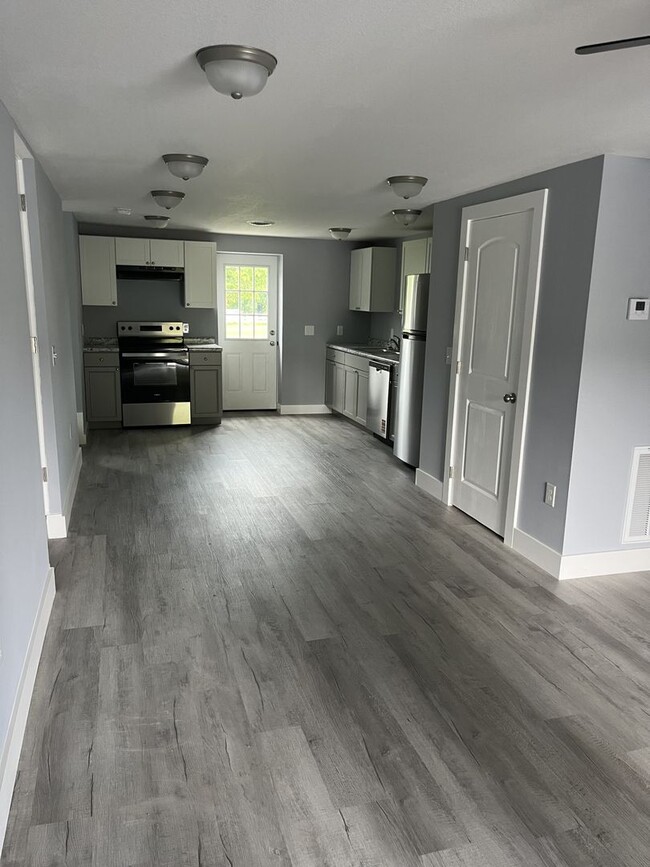 Photo - 1451-1457 Silver City Road Unidad 1455