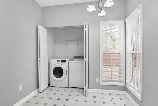 Photo - 141 Ross Moore Ave