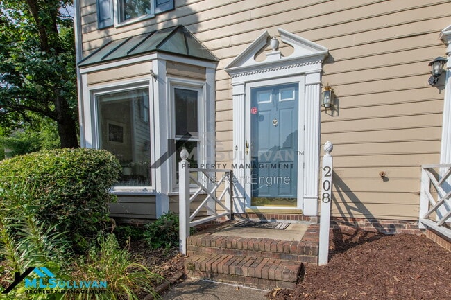 Photo - 208 Standish Dr