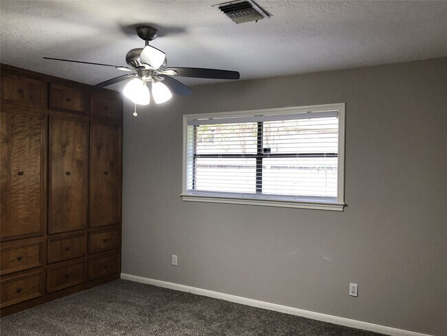 Photo - 3414 Wooddale Ln