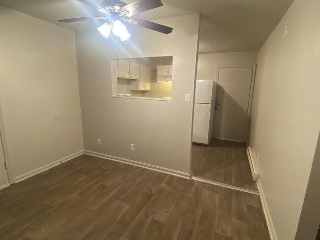 Photo - Room in Condo on Alamance Church Rd